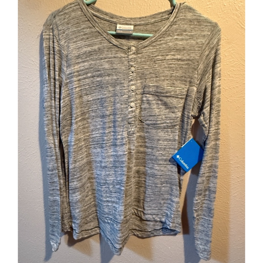 Columbia long sleeve quarter button